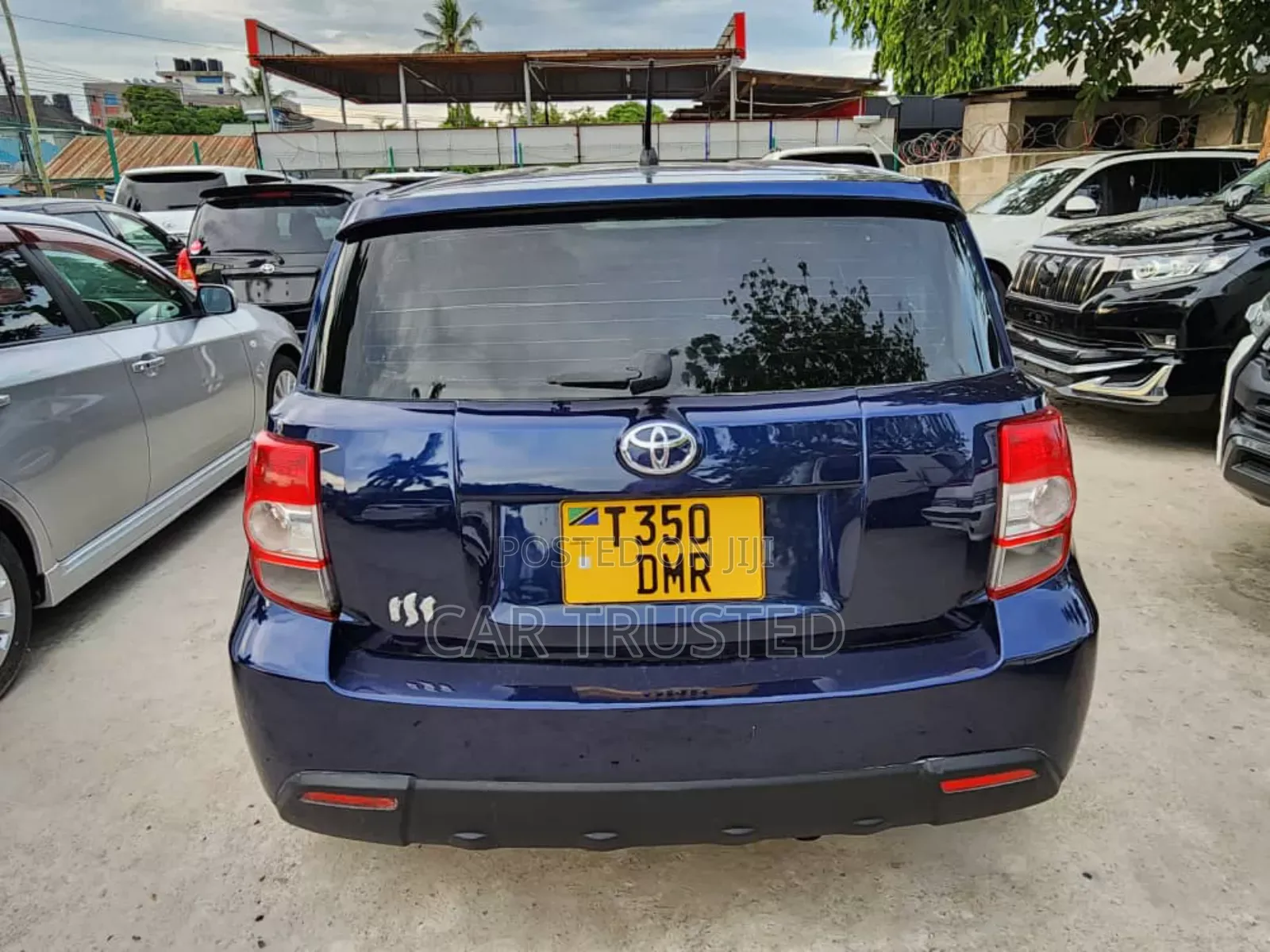 Toyota IST 2009 Blue