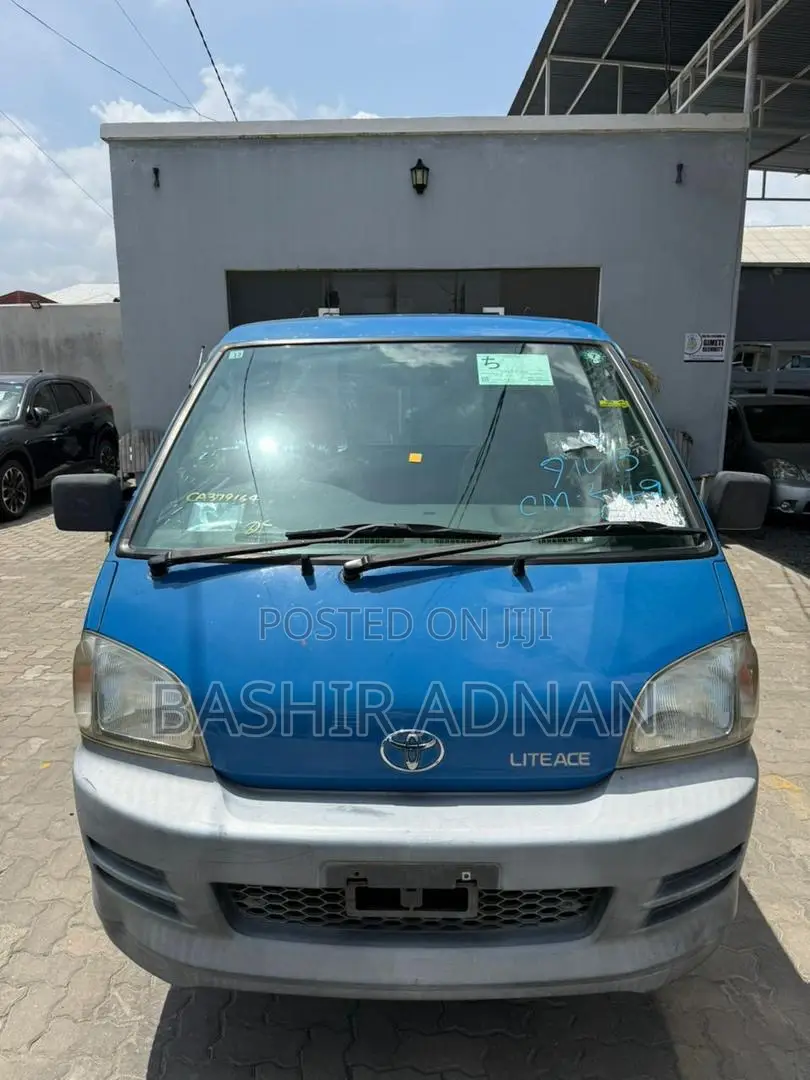 Toyota Liteace Townace Truck 1 Tonne Unregistered(Mpya).
