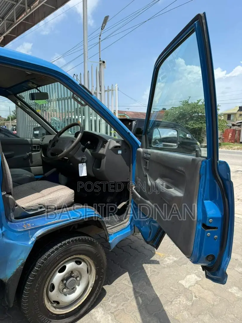 Toyota Liteace Townace Truck 1 Tonne Unregistered(Mpya).