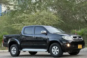 Toyota Hilux 2010 Black