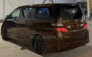 Toyota Alphard 2010 Black