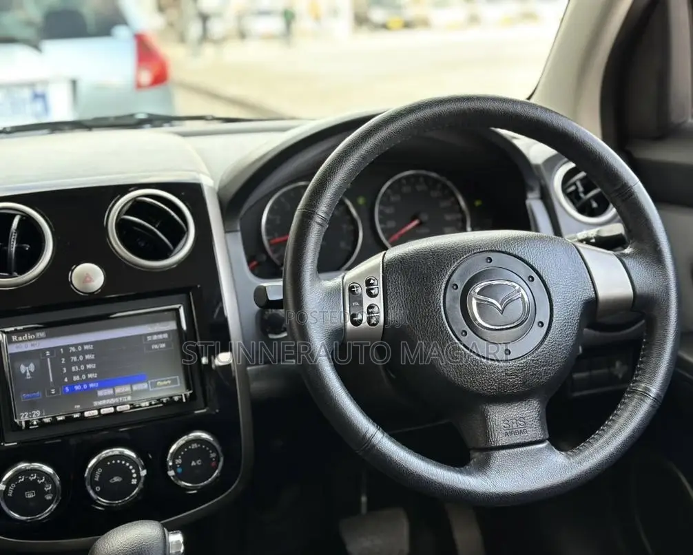 Mazda Verisa 2011 White