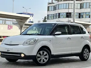 Mazda Verisa 2011 White