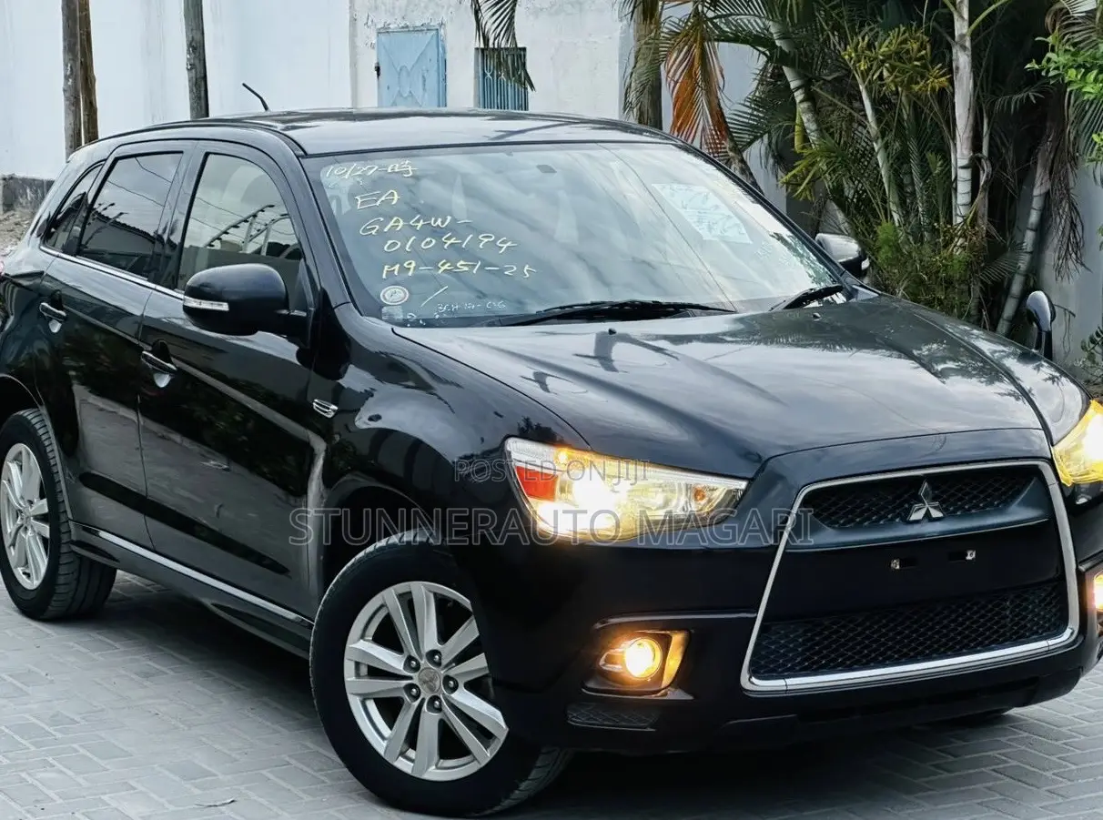 Mitsubishi RVR 2.0 2012 Black
