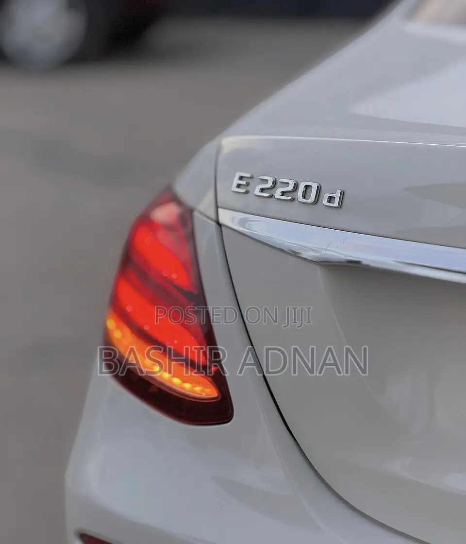 Mercedes-Benz E220 2017 White