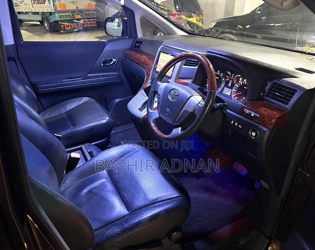 Toyota Vellfire 2010 Brown
