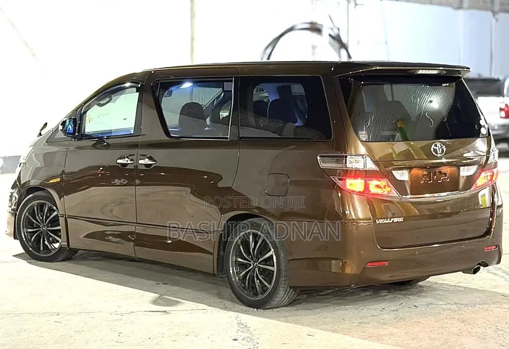 Toyota Vellfire 2010 Brown