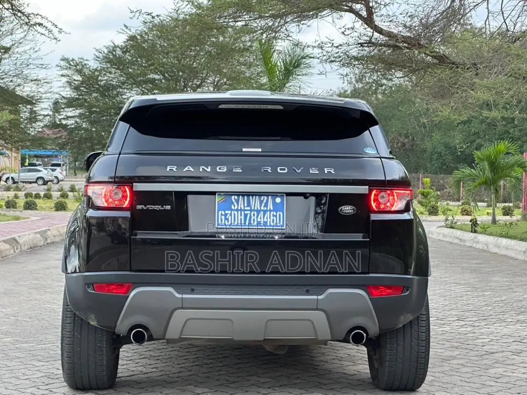Land Rover Range Rover Evoque Pure Plus AWD 2013 Black