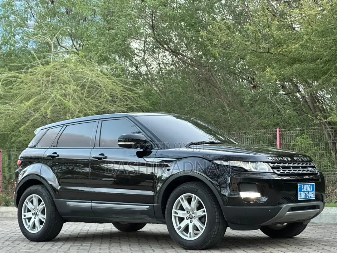 Land Rover Range Rover Evoque Pure Plus AWD 2013 Black
