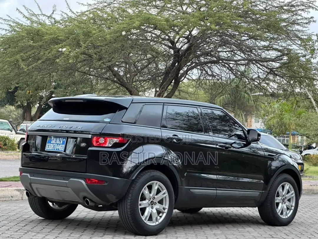 Land Rover Range Rover Evoque Pure Plus AWD 2013 Black
