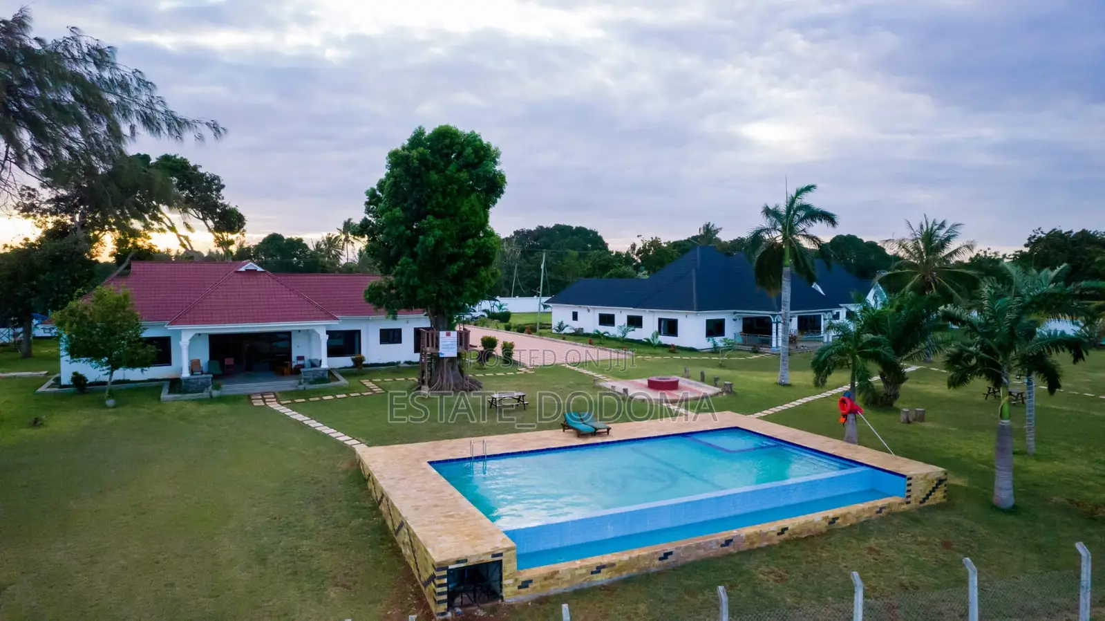 Furnished 6bdrm House in Tanga for sale