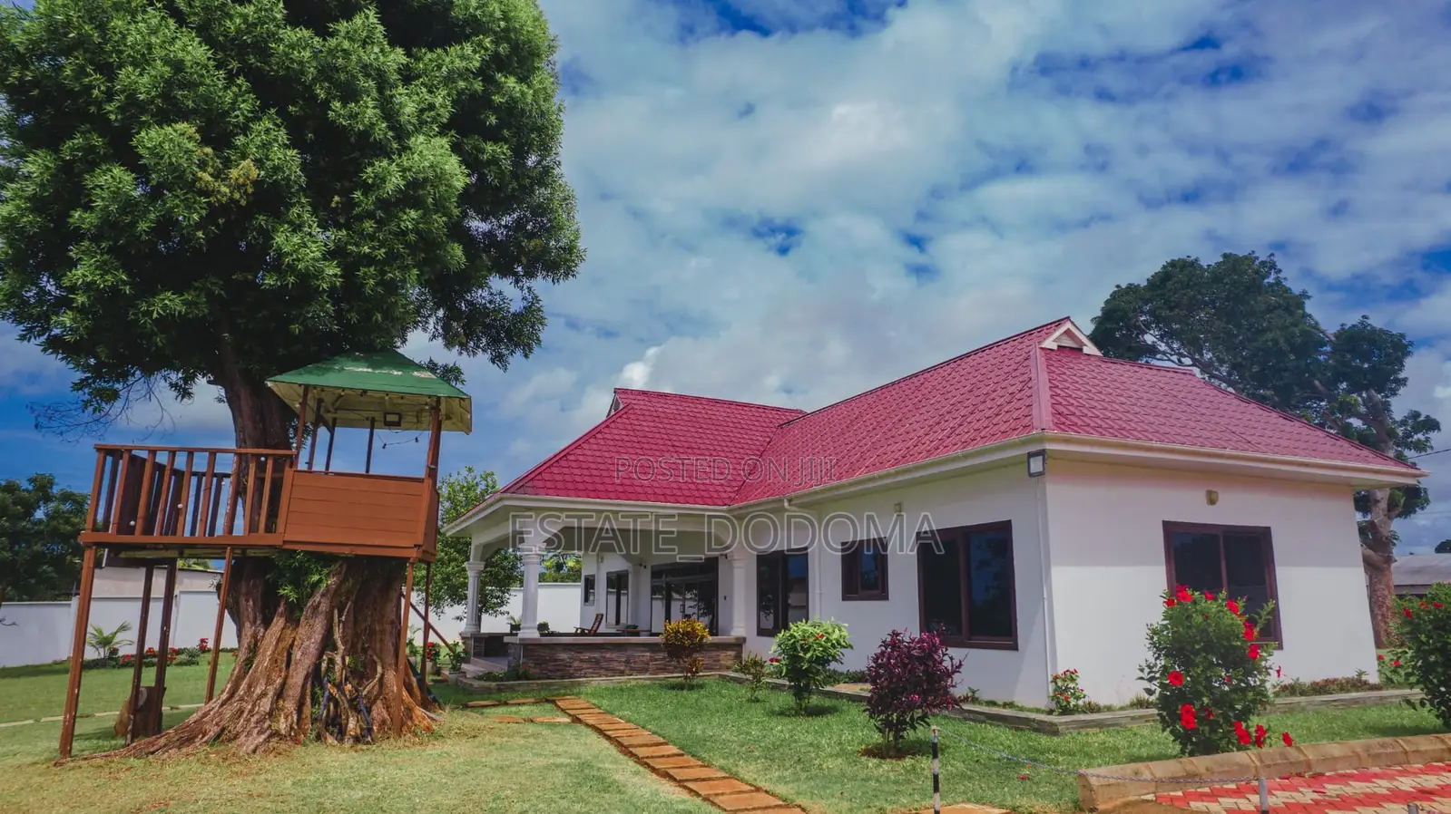 Furnished 6bdrm House in Tanga for sale