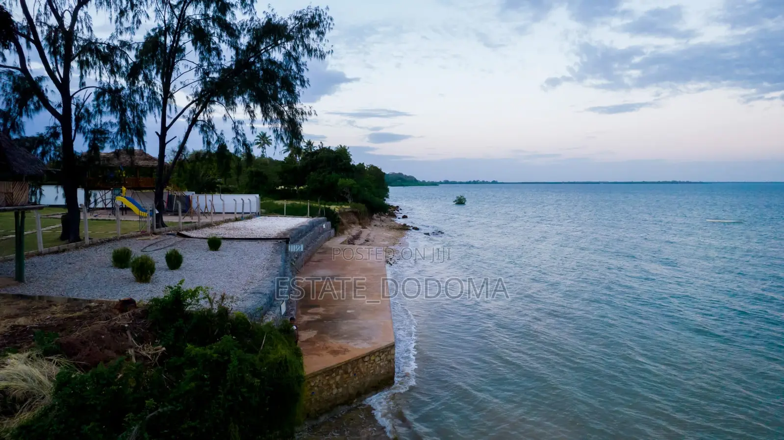 Furnished 6bdrm House in Tanga for sale