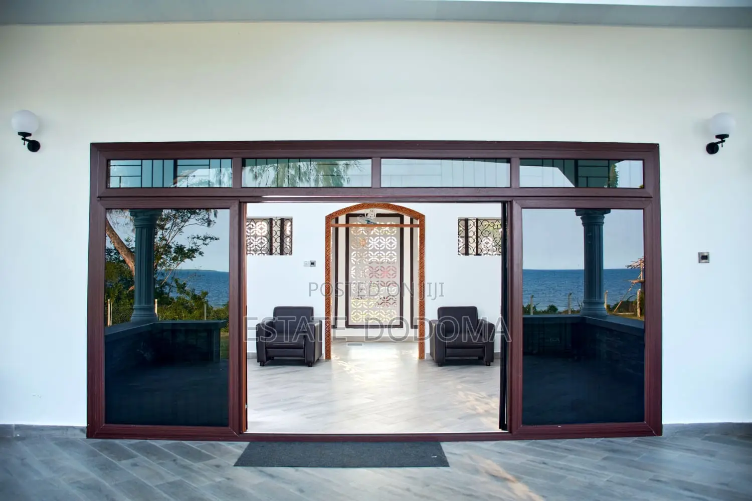 Furnished 6bdrm House in Tanga for sale