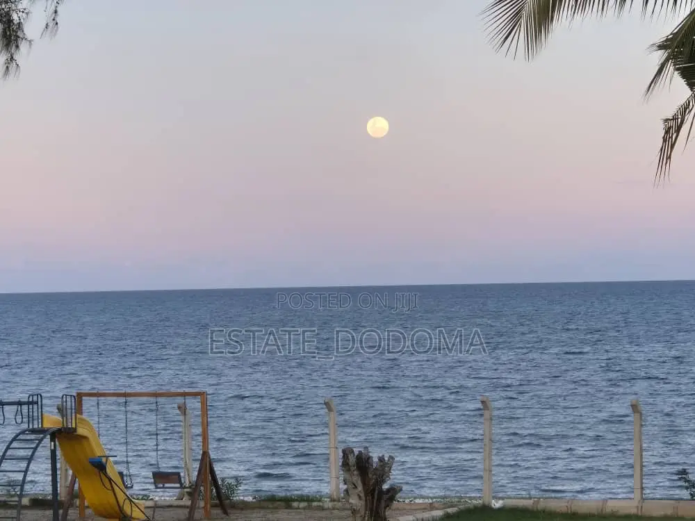 Furnished 6bdrm House in Tanga for sale