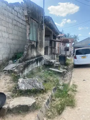 6bdrm Bungalow in Kigogo for sale
