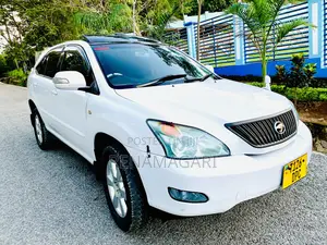 Toyota Harrier 2006 White