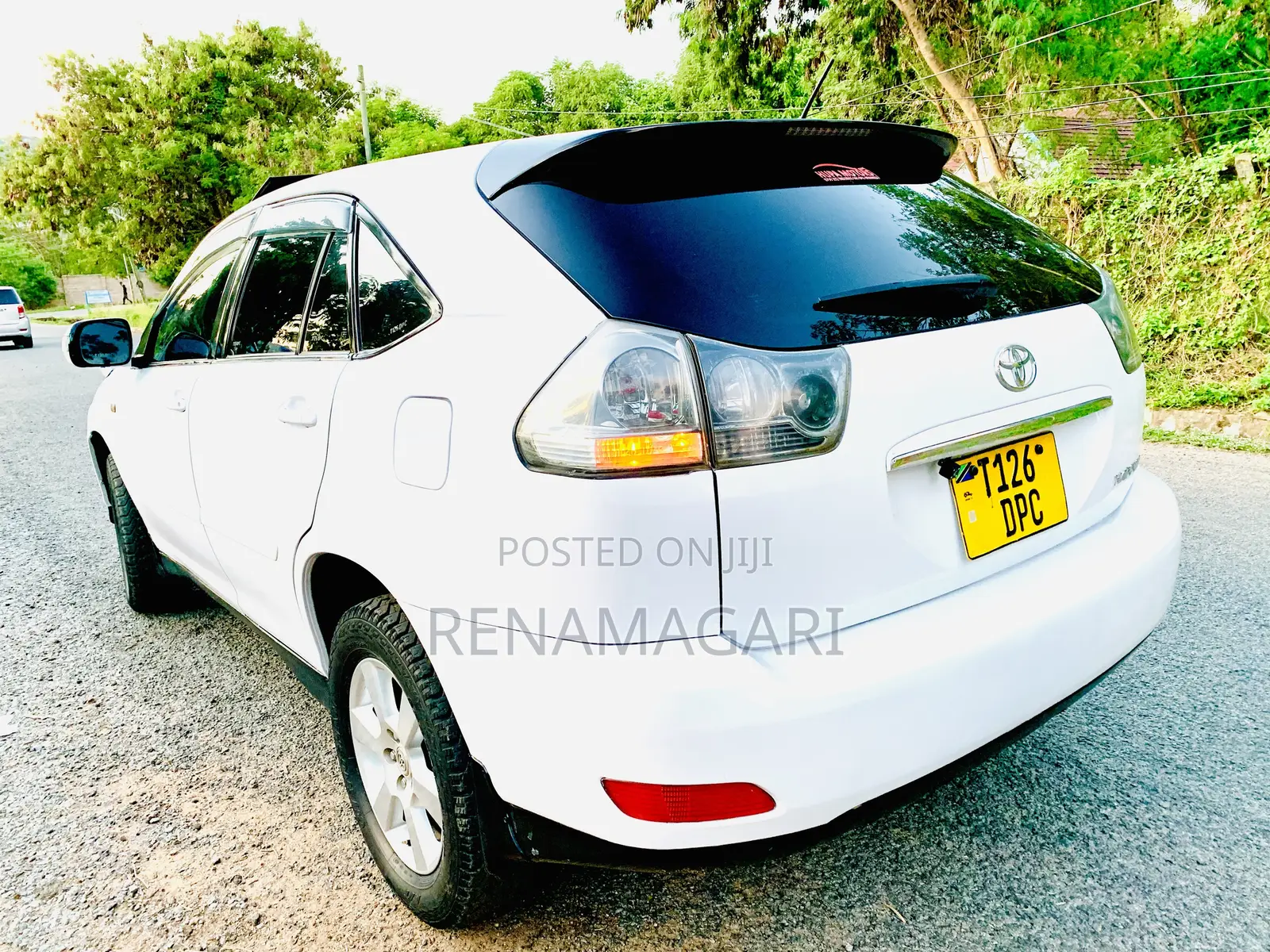 Toyota Harrier 2006 White