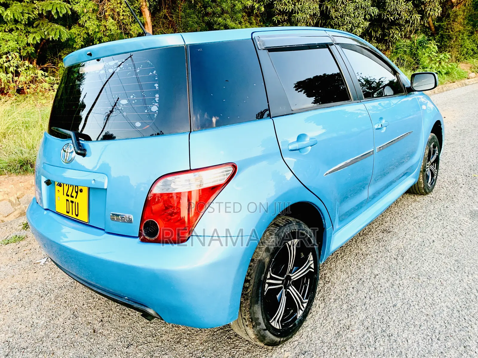 Toyota IST 2005 Blue