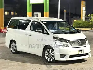 Toyota Vellfire 2010 White