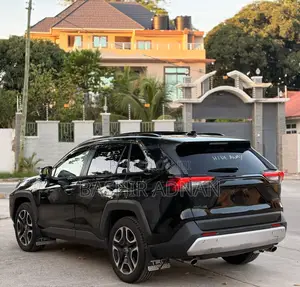 Toyota RAV4 Adventure AWD 2020 Matt Black