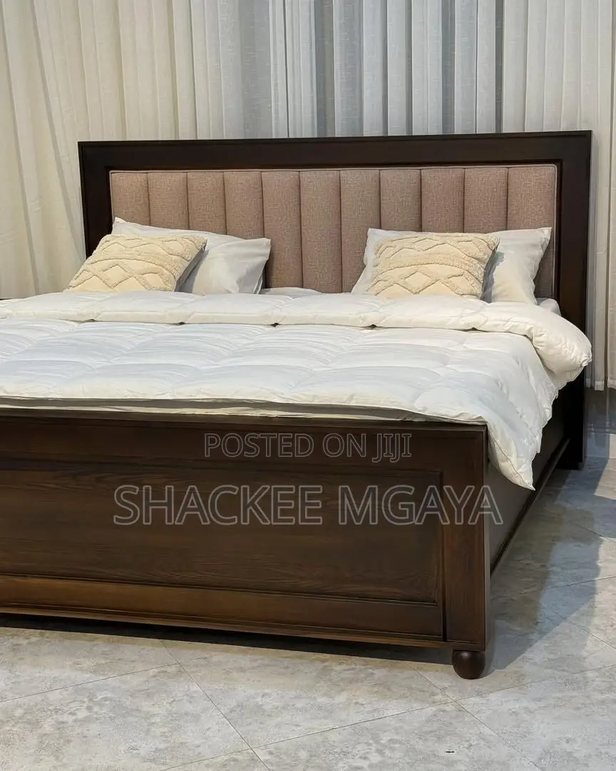 Bed 5/6 Mbao With Sofa