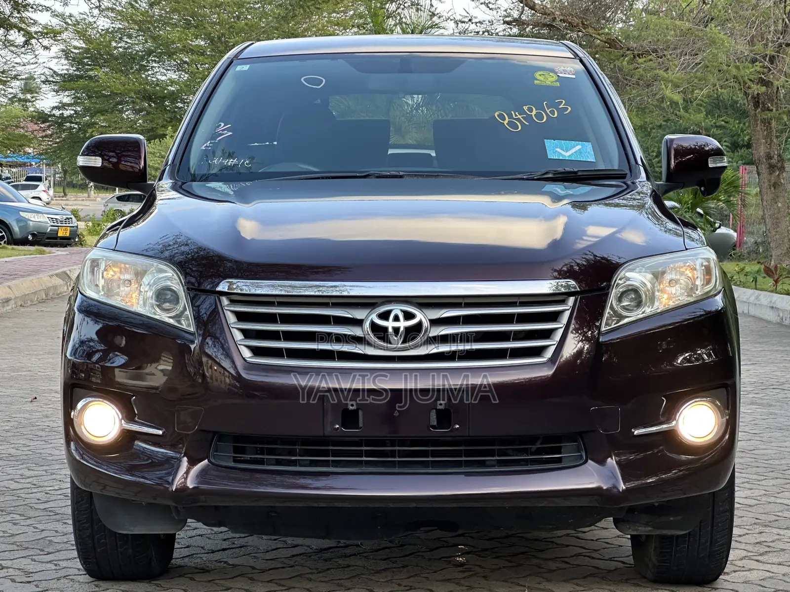 Toyota Vanguard 2010 Maroon