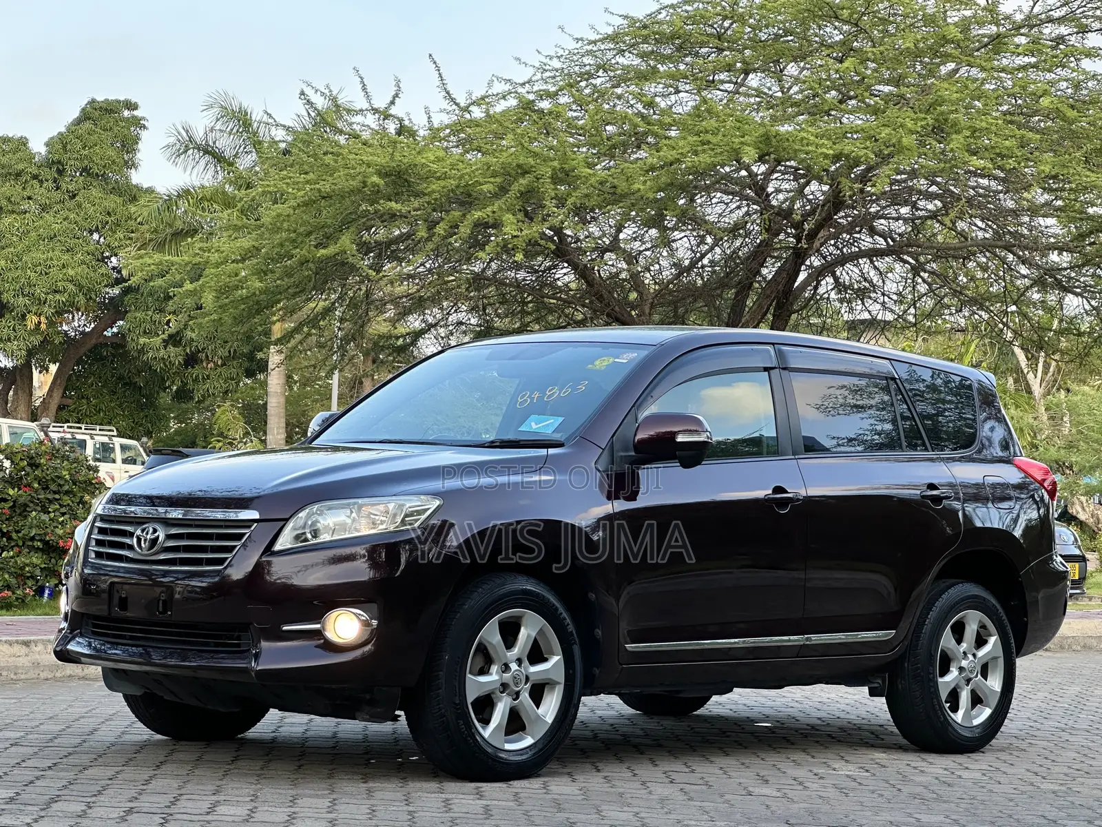Toyota Vanguard 2010 Maroon