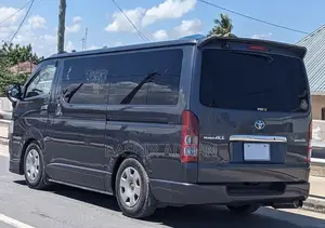 Toyota HiAce 2008 Grey