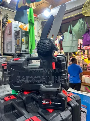 Mini Chainsaw 2 Battery