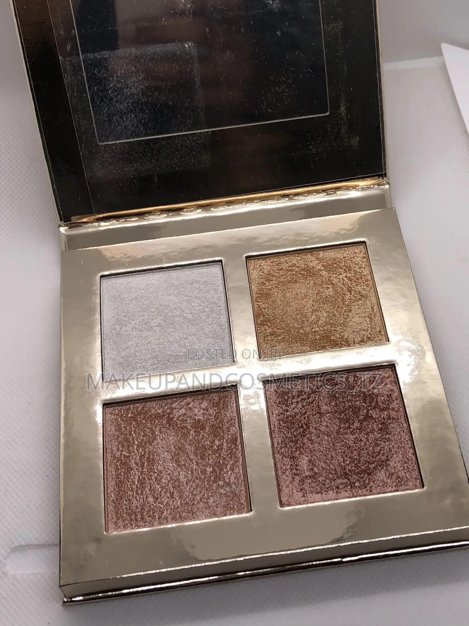 Revolution Face Quad 4 Highlighter Palette