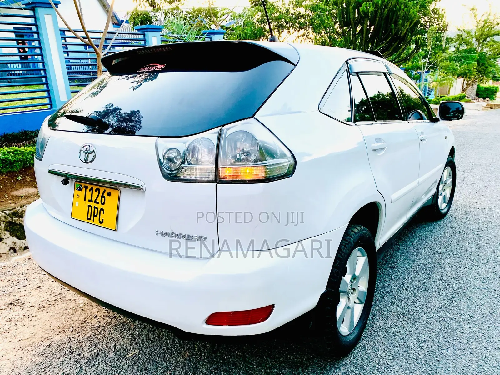 Toyota Harrier 2006 White