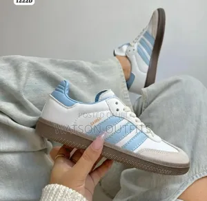 Sneakers or Women's Shoes Vya Adidas Original Haswa