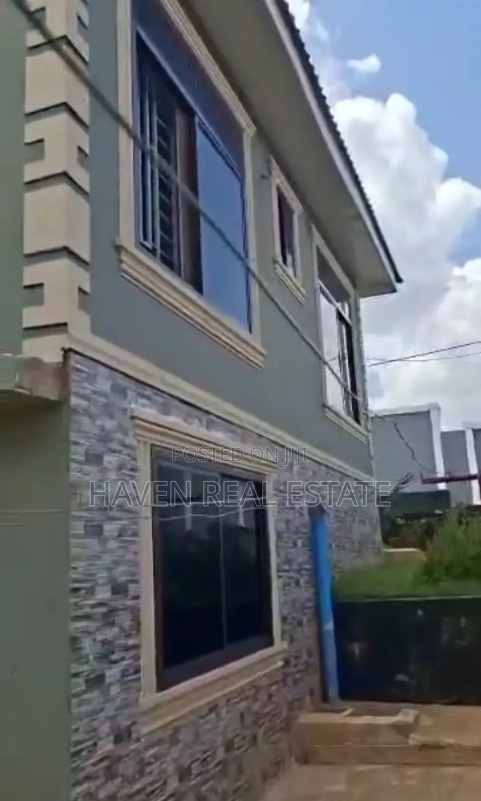 3bdrm House in Goba for sale