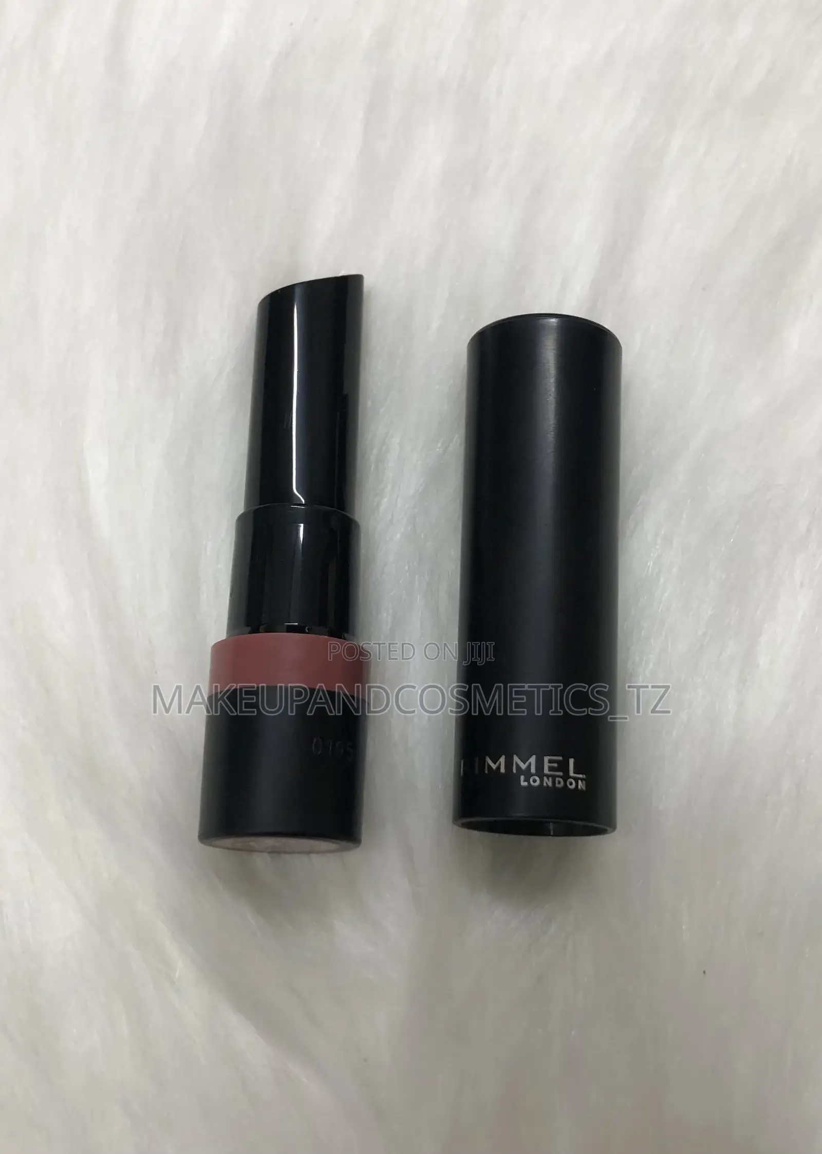 Rimmed Lasting Finish Extreme Lipstick 200 Blush Touch
