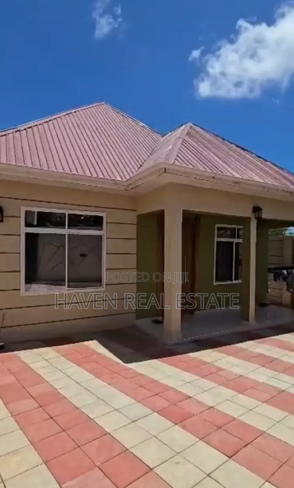 4bdrm House in Goba for sale