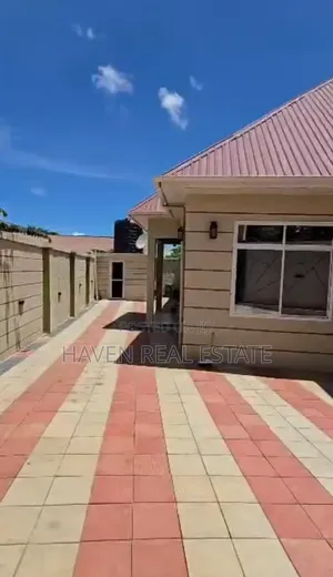 4bdrm House in Goba for sale
