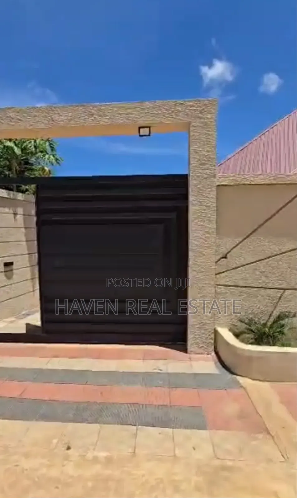4bdrm House in Goba for sale