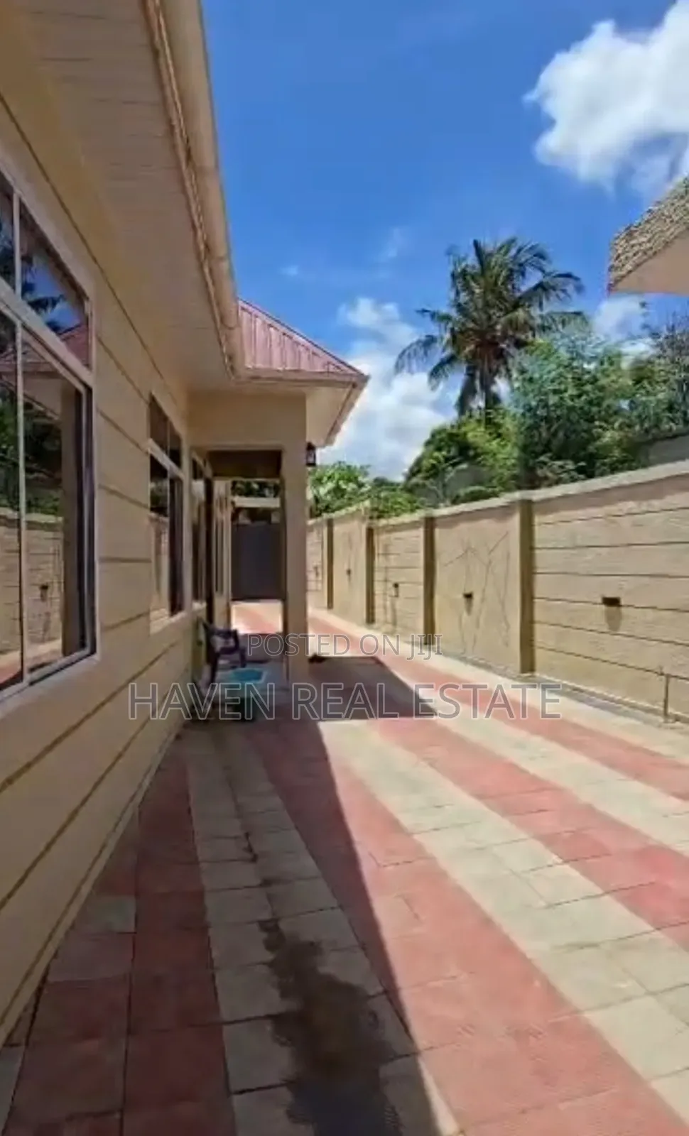 4bdrm House in Goba for sale