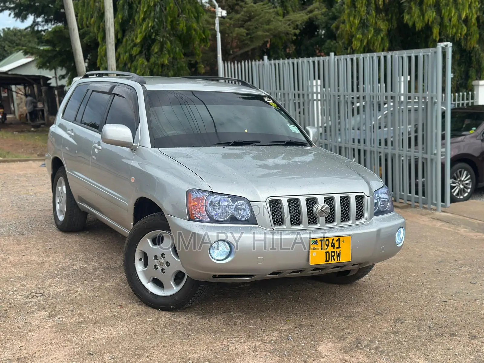 Toyota Kluger 2004 Silver