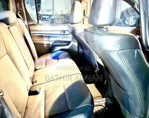 Toyota Hilux 2021 Silver