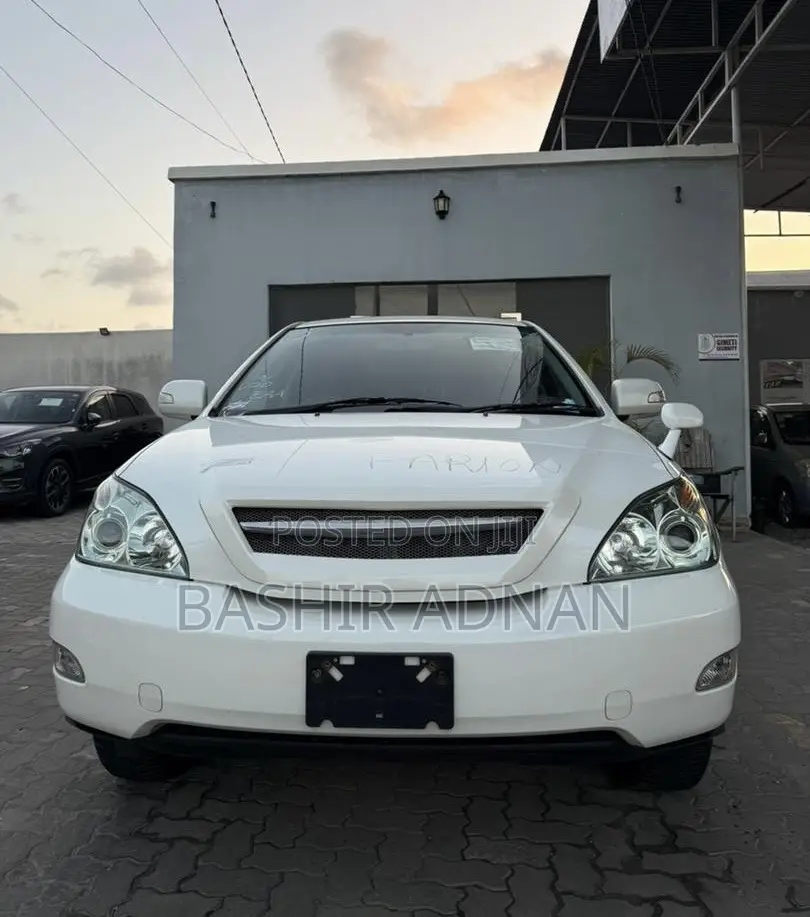 Toyota Harrier 2007 White