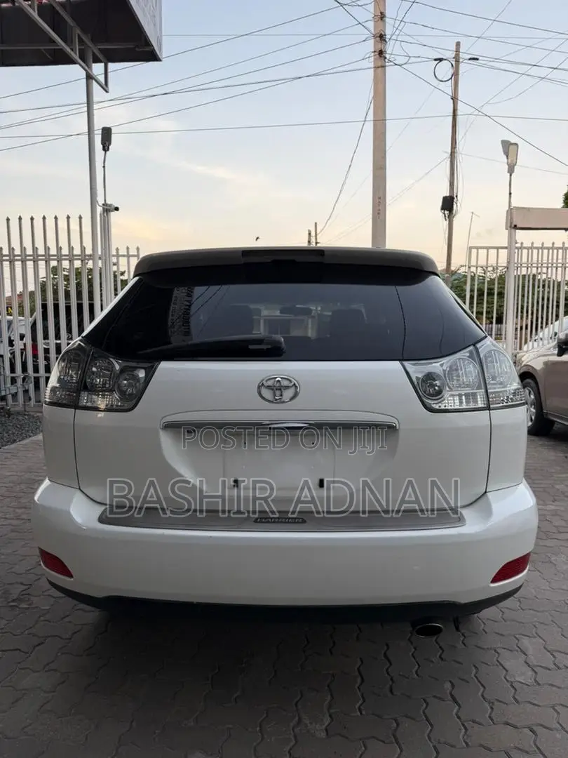 Toyota Harrier 2007 White