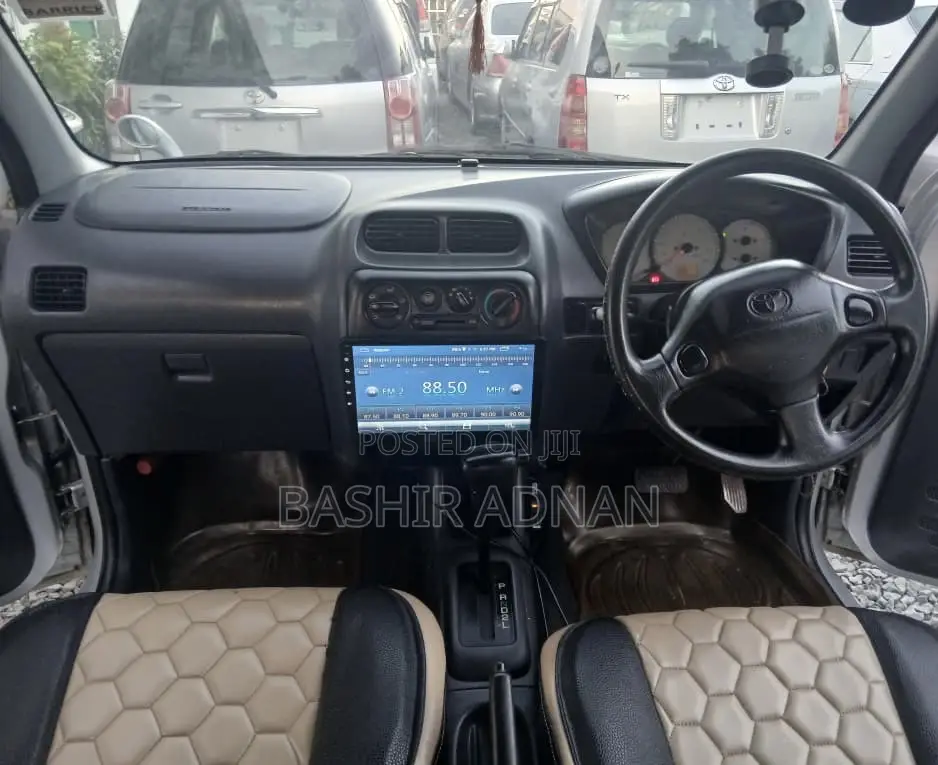 Toyota Cami 2002 Silver