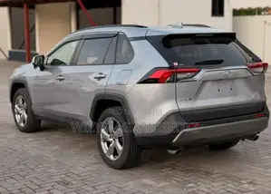 Toyota RAV4 2020 Silver