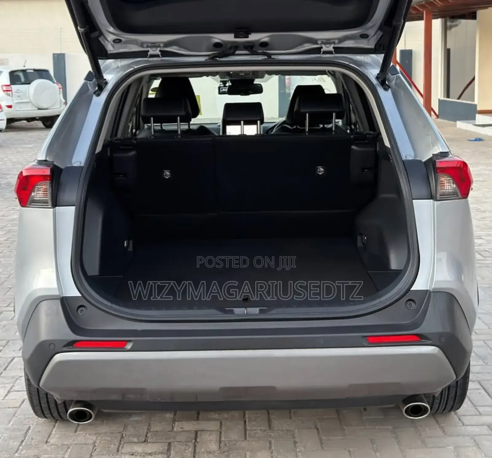 Toyota RAV4 2020 Silver