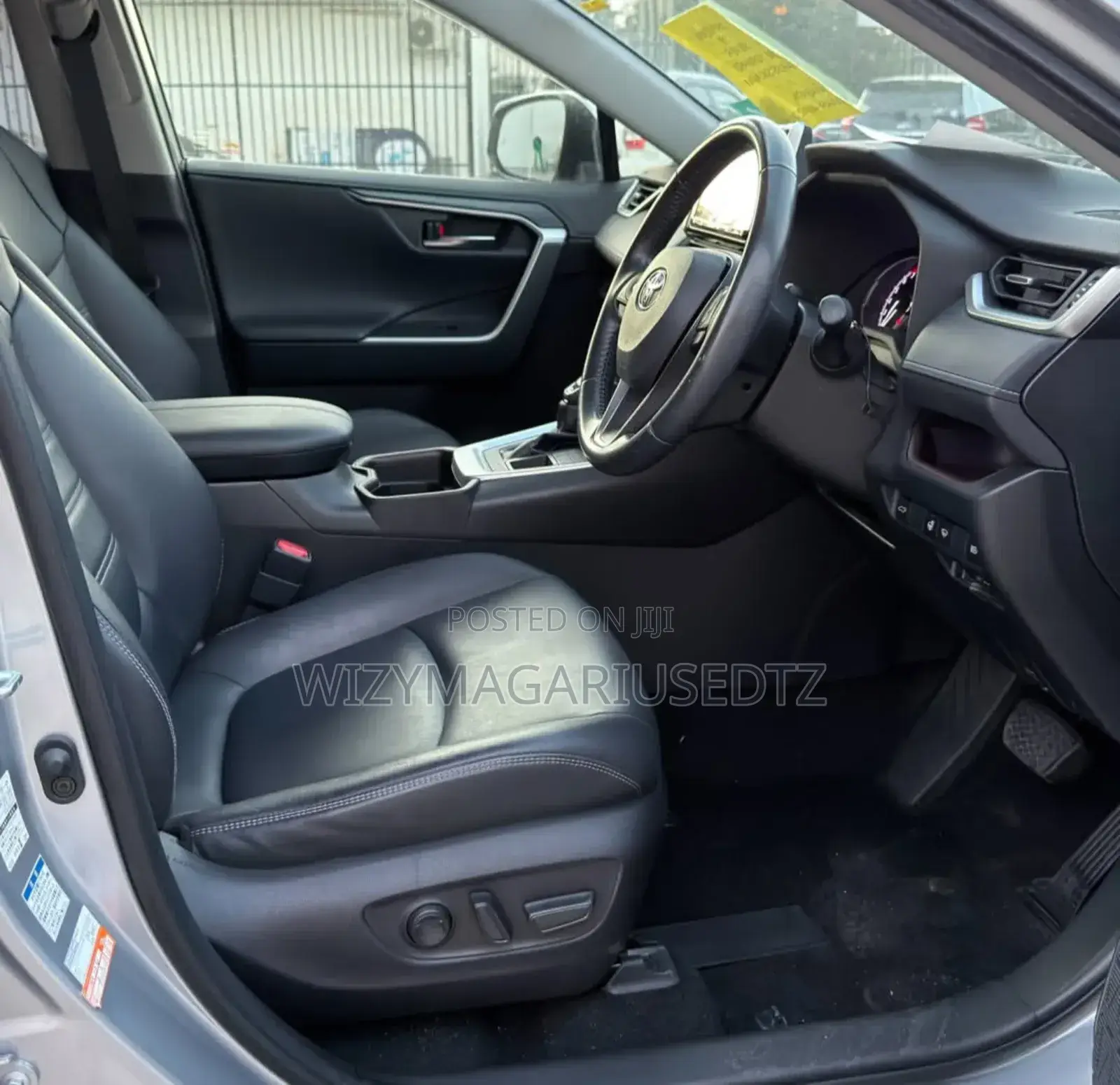Toyota RAV4 2020 Silver