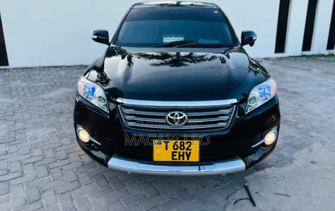 Toyota Vanguard 2010 Black