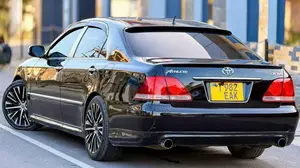 Toyota Crown 2004 Black