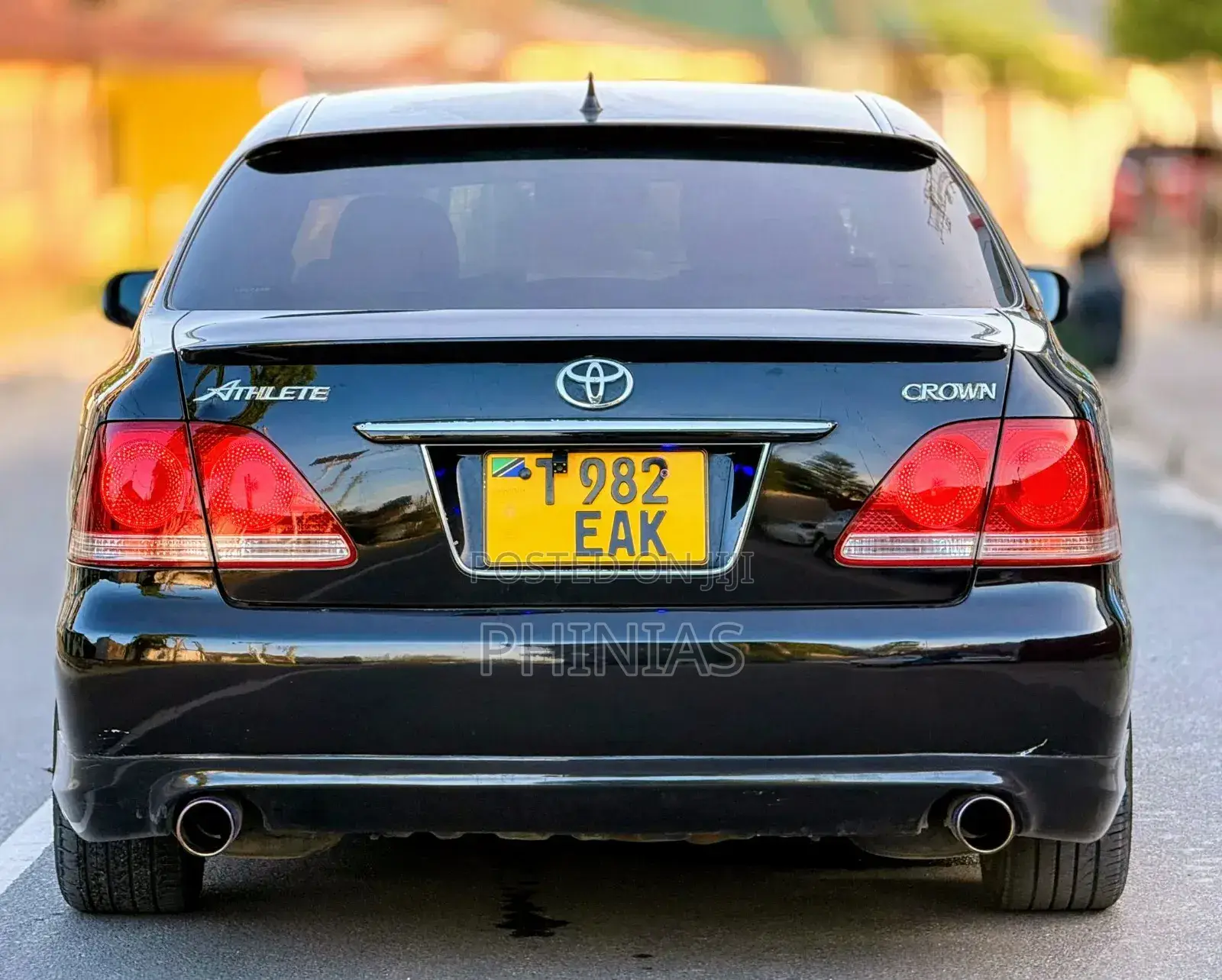 Toyota Crown 2004 Black